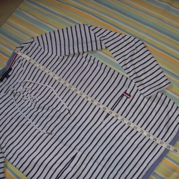 Tommy Hilfiger striped nautical top size Medium  Great condition! - Picture 7 of 12